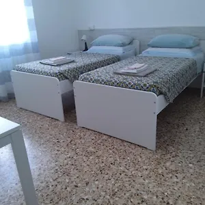 https://alloggio-verona-est-s-pietro.hotelinveneto.com