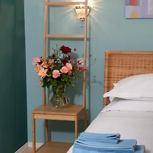 https://rosa-tea.hotelinveneto.com