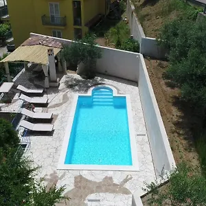 https://bb-rita-and-family.in-sardinia.net
